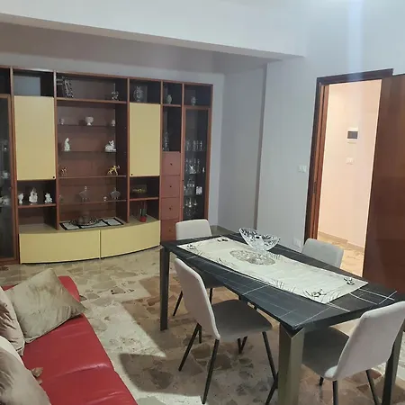 Happy House Apartament *